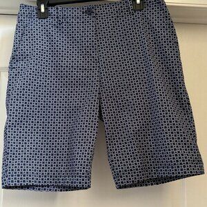 Talbots Shorts Womens Size 8 Blue White Bermuda Casual Preppy Coastal Geometric